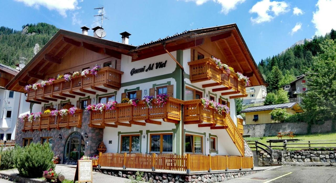 Hotel Al Viel B&B Canazei Kültér fotó